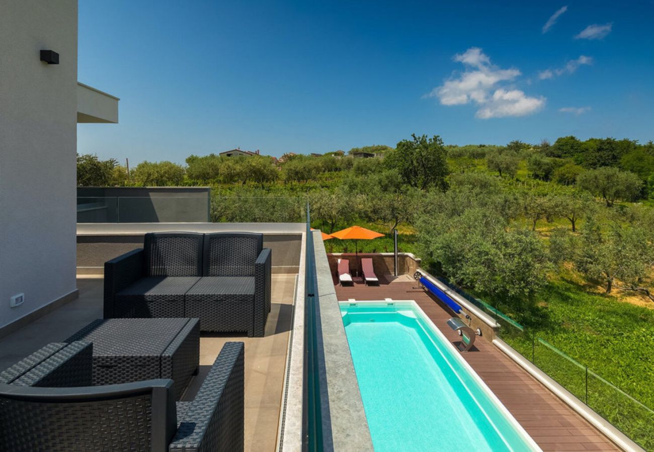 Villa in Buje - Villa Primavera for 8 people in Buje with private pool & pet friendly
