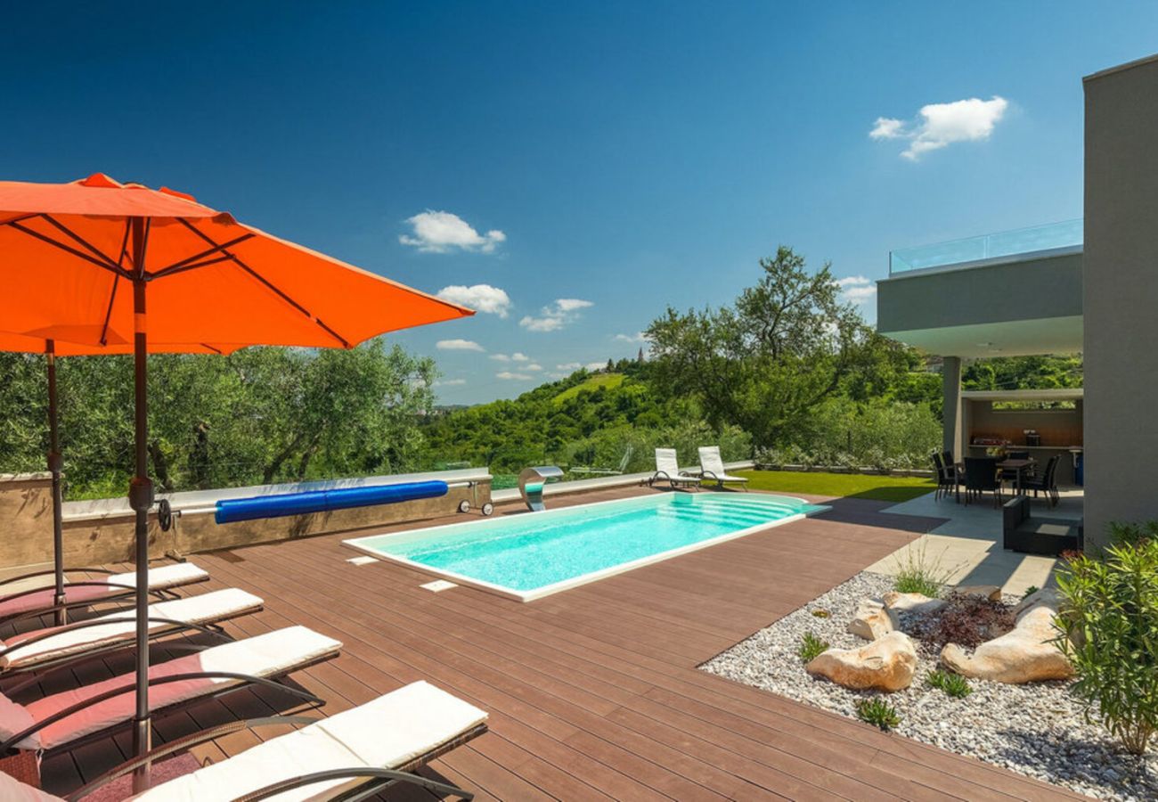 Villa in Buje - Villa Primavera for 8 people in Buje with private pool & pet friendly