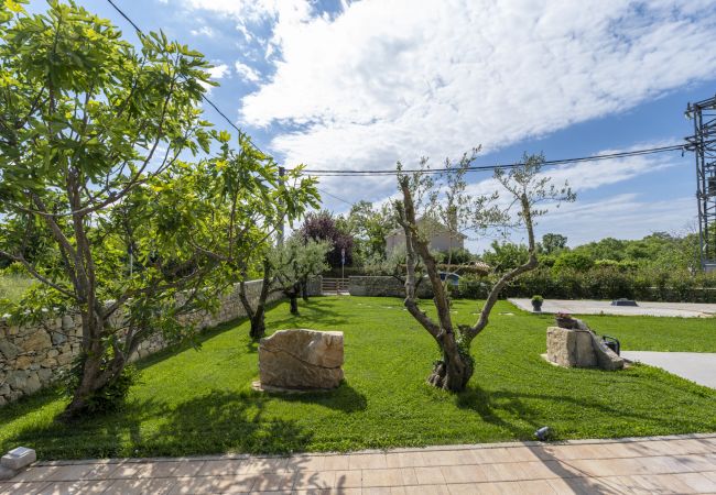 Villa in Presika - Villa Veros for 5 people near Labin - Rabac with private pool & kids playground Villa in Presika - Villa Veros for 5 people near Labin - Rabac with private pool & kids playground