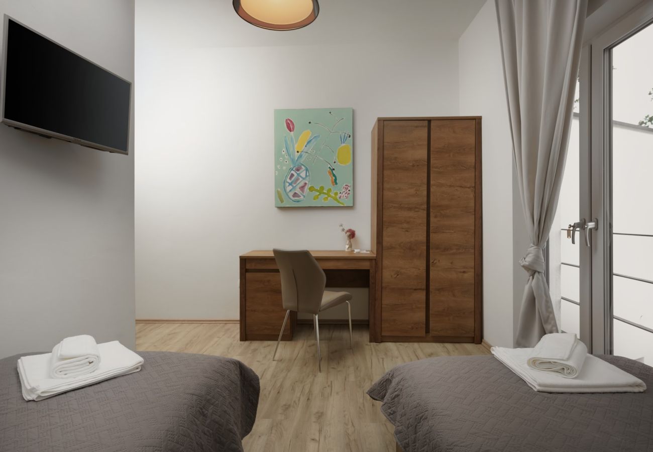Villa in Divšici - Villa San Polo Max in Central Istria up to 8 people with heated pool & pet friendly