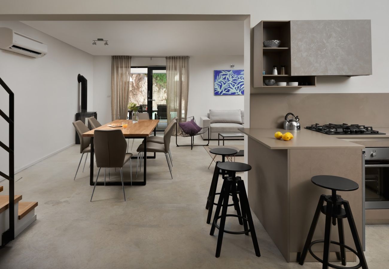 Villa in Divšici - Villa San Polo Max in Central Istria up to 8 people with heated pool & pet friendly