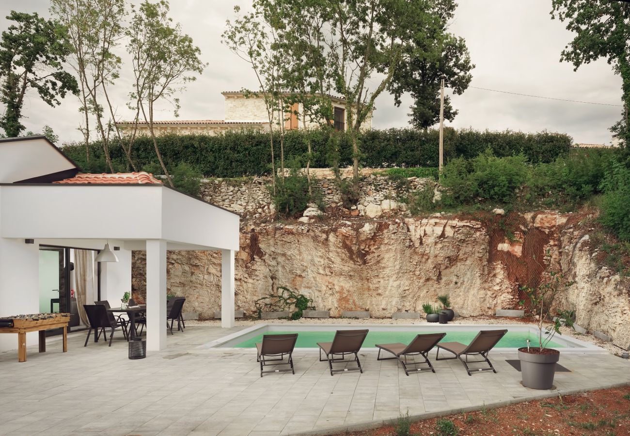 Villa in Divšici - Villa San Polo Max in Central Istria up to 8 people with heated pool & pet friendly