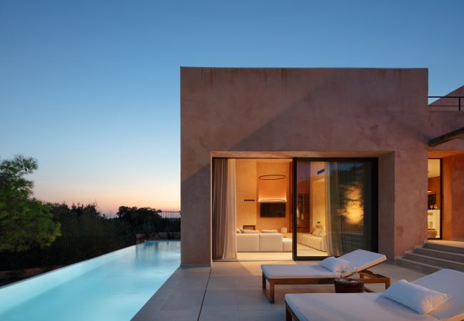 Villa in Žuntici - Villa Arcobaleno for 10 people near Rovinj with 56 m2 heated infinity pool  Villa in Žuntici - Villa Arcobaleno for 10 people near Rovinj with 56 m2 heated infinity pool