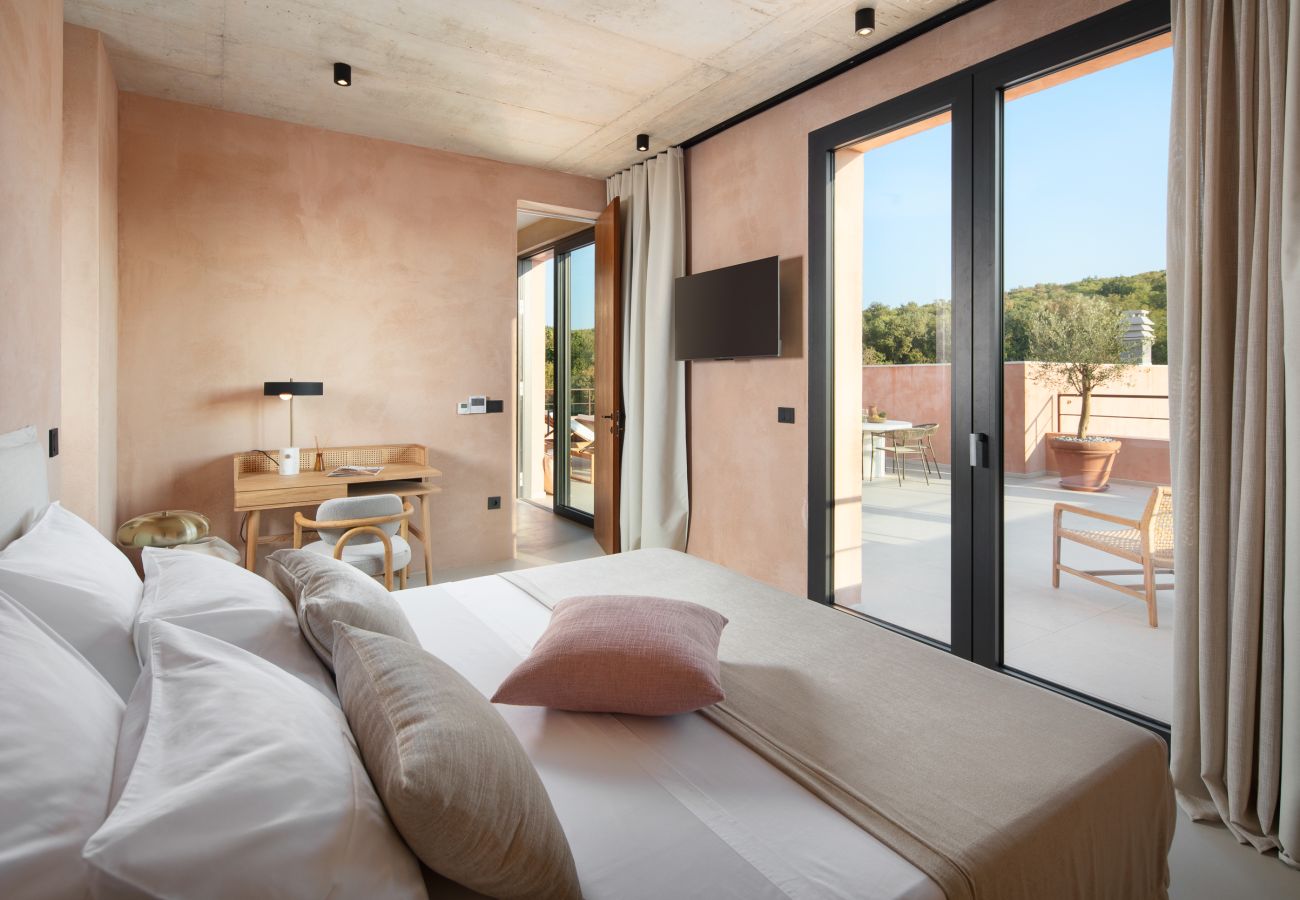 Villa in Žuntici - Villa Arcobaleno for 10 people near Rovinj with 56 m2 heated infinity pool 