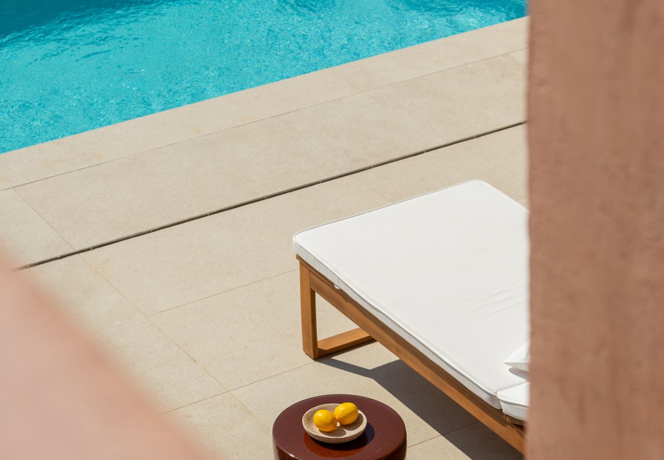 Villa in Žuntici - Villa Arcobaleno for 10 people near Rovinj with 56 m2 heated infinity pool 