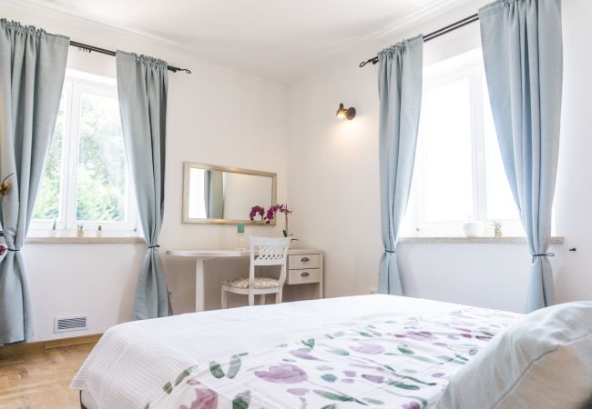 Villa in Smoljanci - Villa Histria Relax for 8 people in Central Istria with sea view and children playground Villa in Smoljanci - Villa Histria Relax for 8 people in Central Istria with sea view and children playground