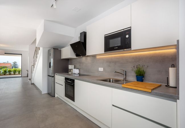 Villa in Malinska - Villa Larus on Island Krk for 6 people with sea view & only 500 m from the sea Villa in Malinska - Villa Larus on Island Krk for 6 people with sea view & only 500 m from the sea