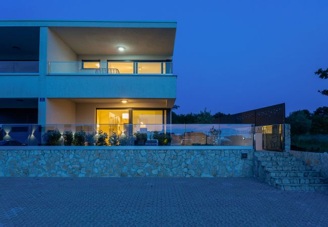 Villa in Malinska - Villa Larus on Island Krk for 6 people with sea view & only 500 m from the sea Villa in Malinska - Villa Larus on Island Krk for 6 people with sea view & only 500 m from the sea