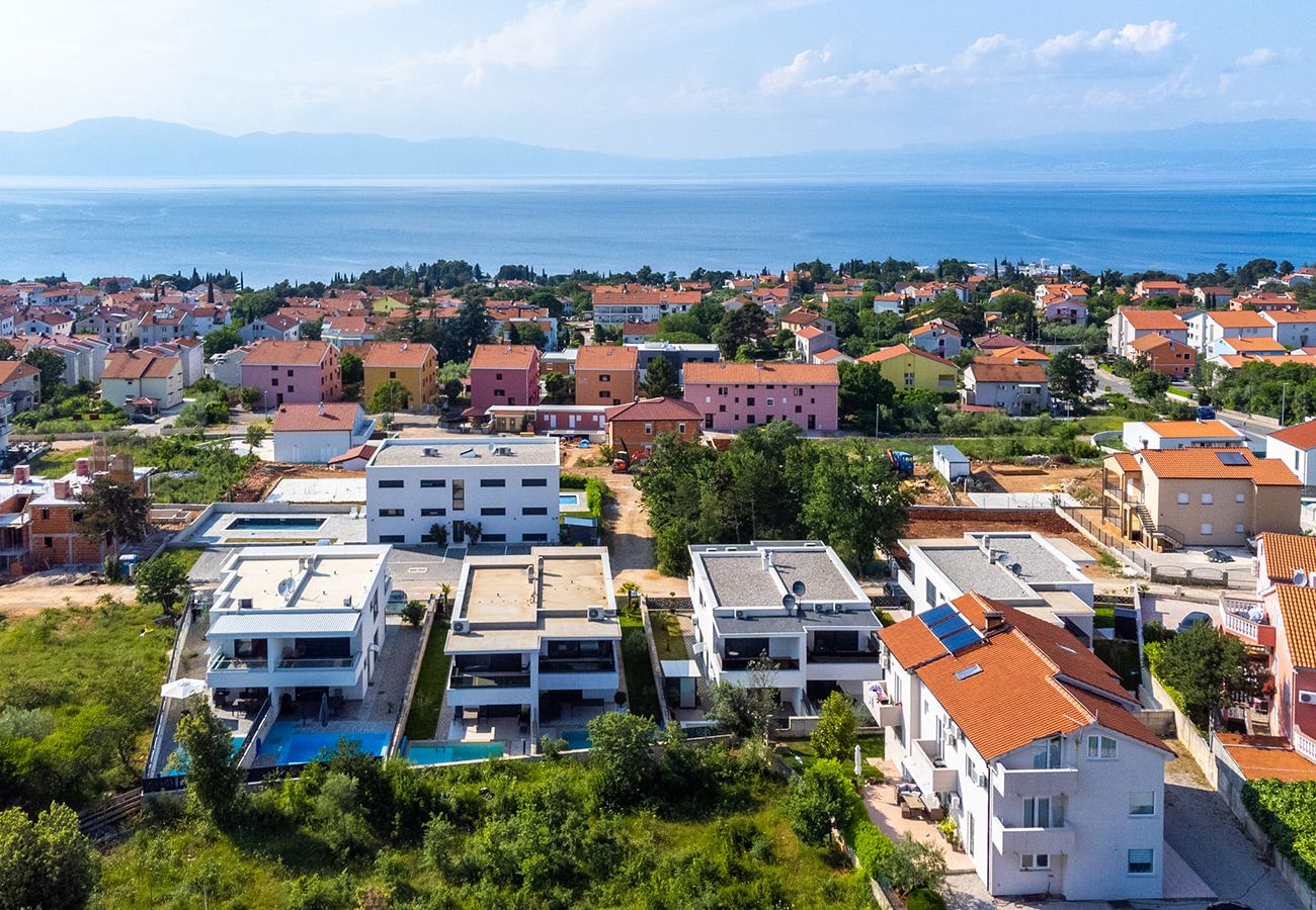Villa in Malinska - Villa Larus on Island Krk for 6 people with sea view & only 500 m from the sea