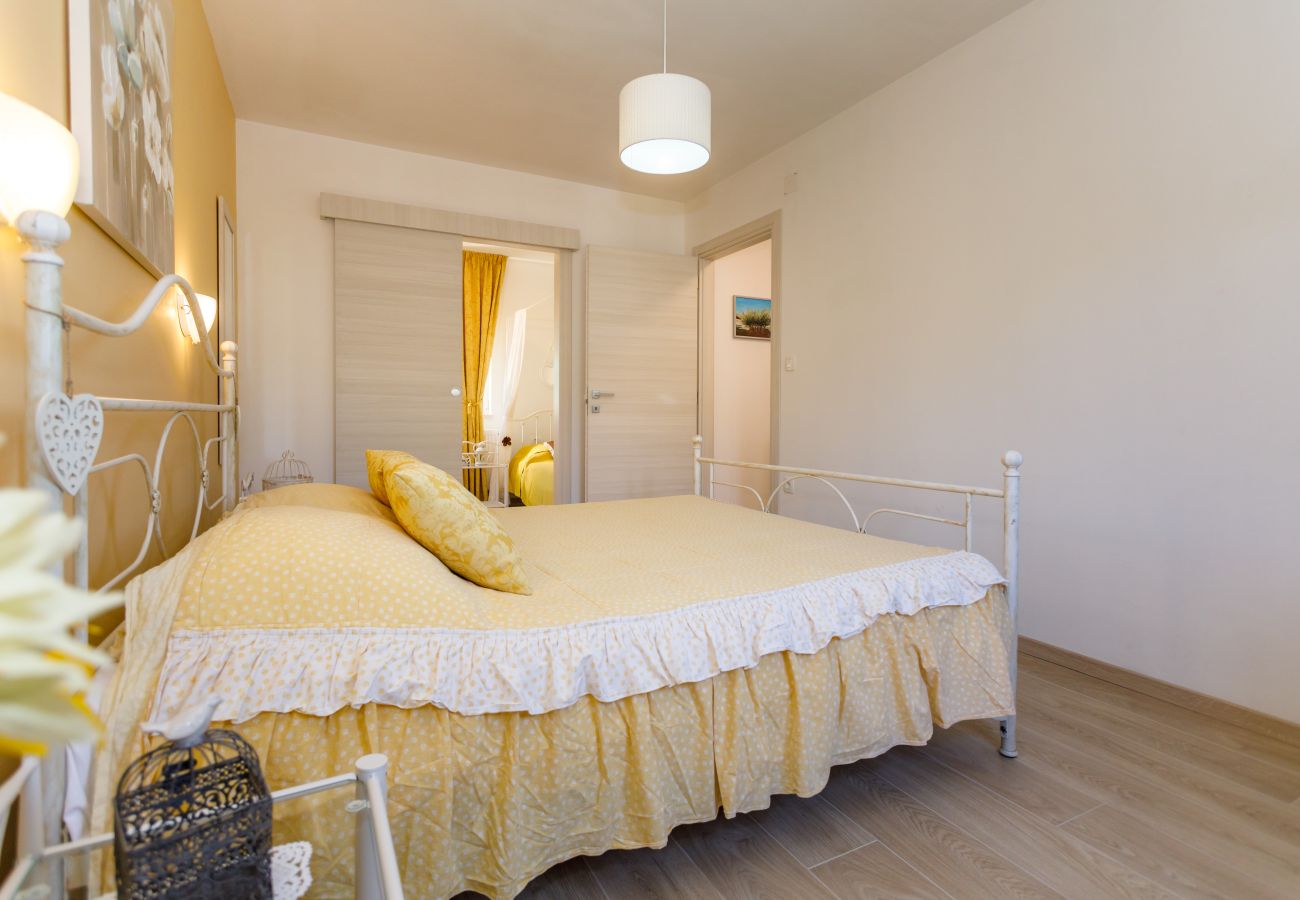 Villa in Opatija - Villa Ivetta for 10 people near Opatija with sea view & children playground