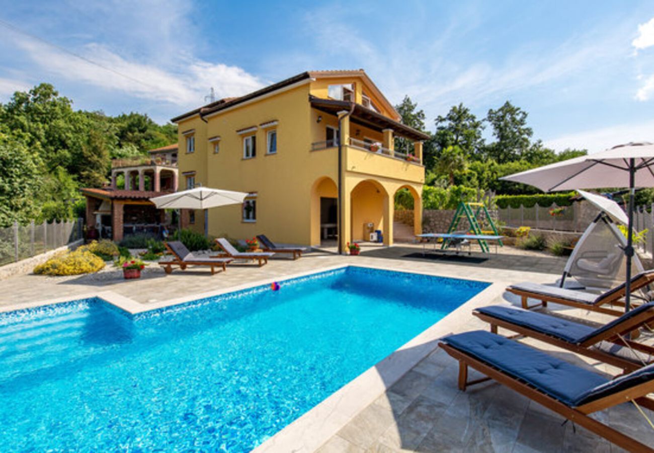 Villa in Opatija - Villa Ivetta for 10 people near Opatija with sea view & children playground