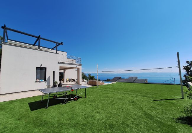 Villa in Mošcenicka Draga - Villa Levant for 10 people near Opatija with jacuzzi & sea view Villa in Mošcenicka Draga - Villa Levant for 10 people near Opatija with jacuzzi & sea view