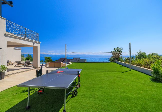 Villa in Mošcenicka Draga - Villa Levant for 10 people near Opatija with jacuzzi & sea view Villa in Mošcenicka Draga - Villa Levant for 10 people near Opatija with jacuzzi & sea view
