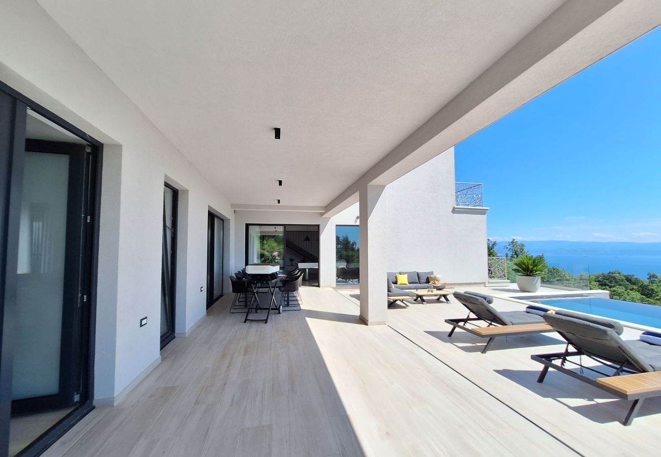Villa in Mošcenicka Draga - Villa Levant for 10 people near Opatija with jacuzzi & sea view