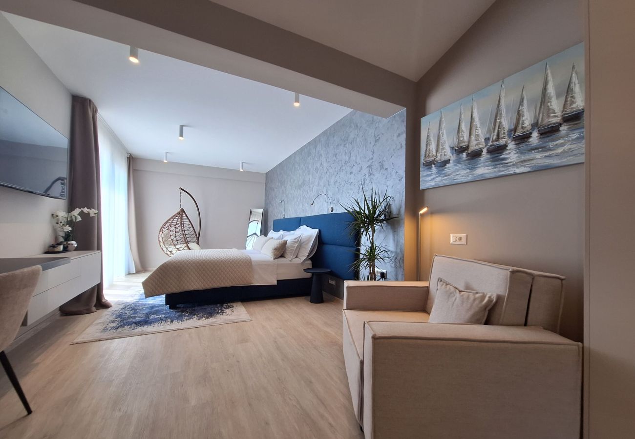 Villa in Mošcenicka Draga - Villa Levant for 10 people near Opatija with jacuzzi & sea view