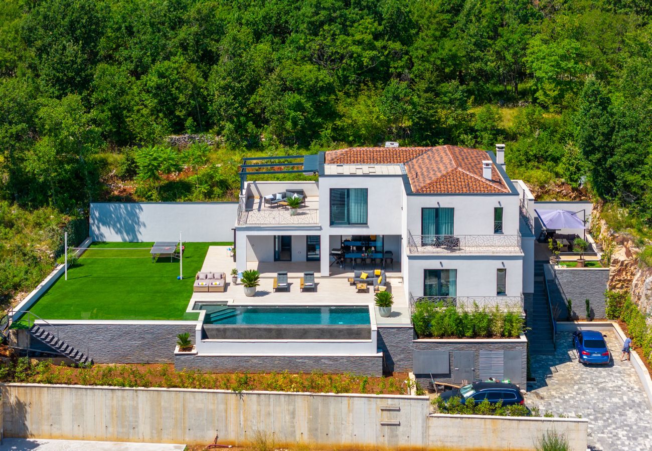 Villa in Mošcenicka Draga - Villa Levant for 10 people near Opatija with jacuzzi & sea view