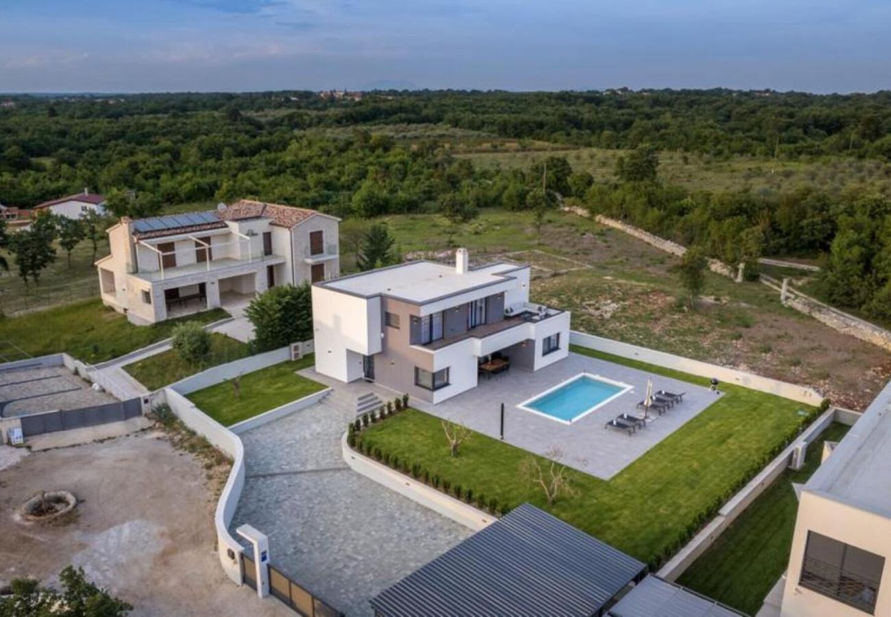 Villa in Juršici - Villa Ana Škicini for 10 people with private pool and sea view near Novigrad