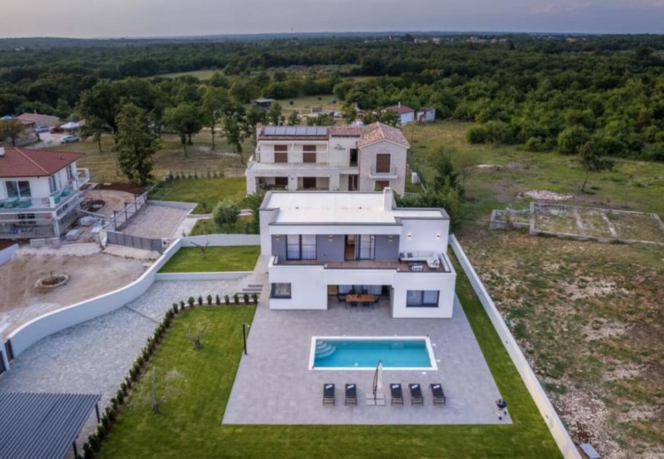 Villa in Juršici - Villa Ana Škicini for 10 people with private pool and sea view near Novigrad