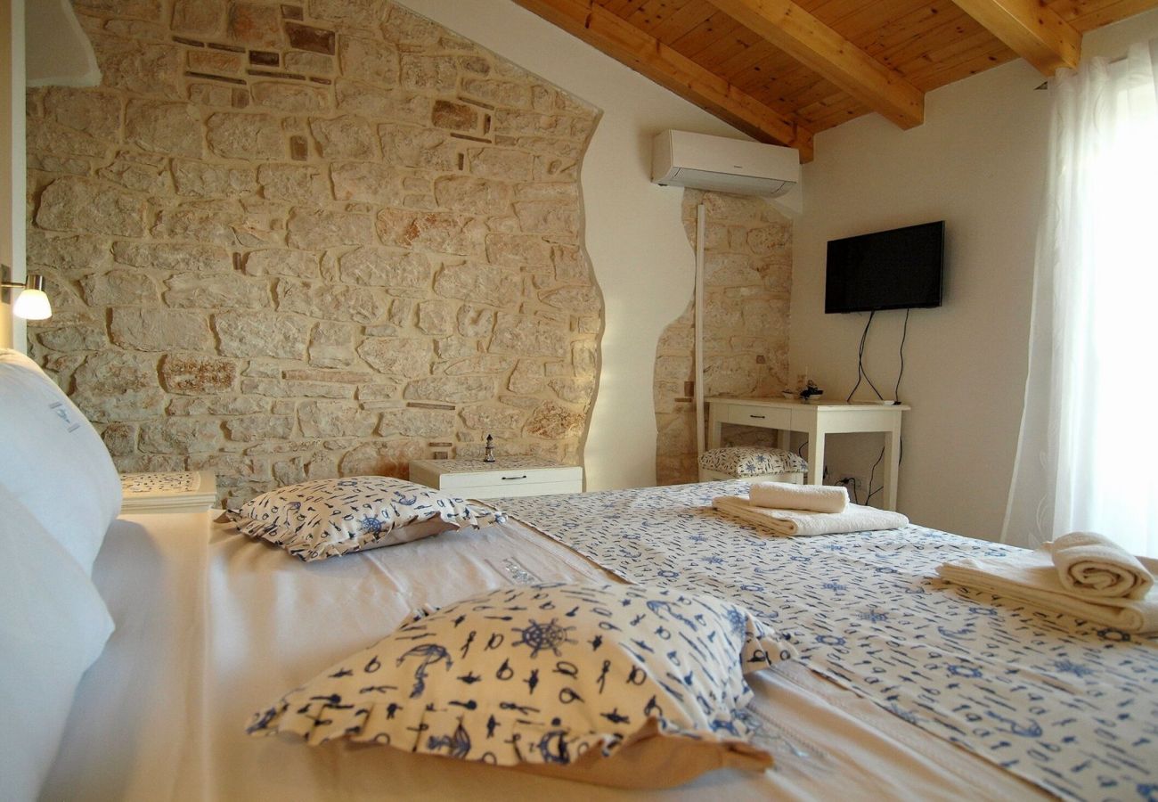Villa in Bale - Villa Fuma up to 6 persons with private pool & sea view in Central Istria 