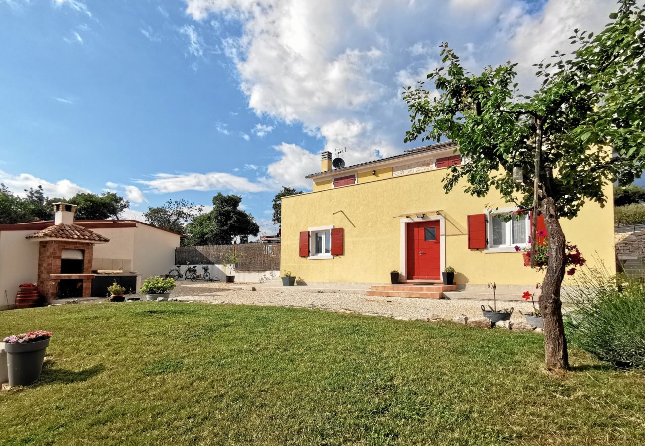Villa in Bale - Villa Fuma up to 6 persons with private pool & sea view in Central Istria 