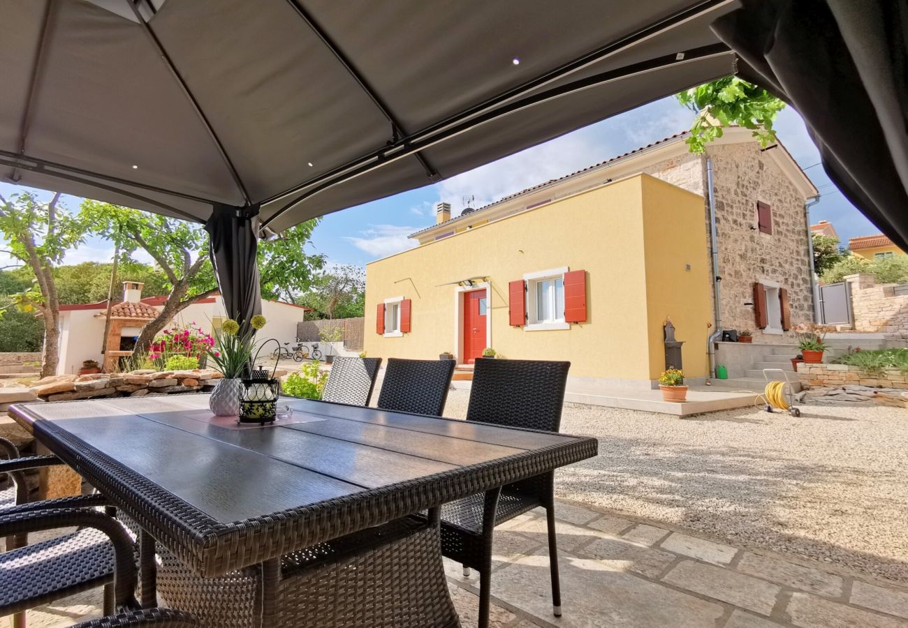 Villa in Bale - Villa Fuma up to 6 persons with private pool & sea view in Central Istria 