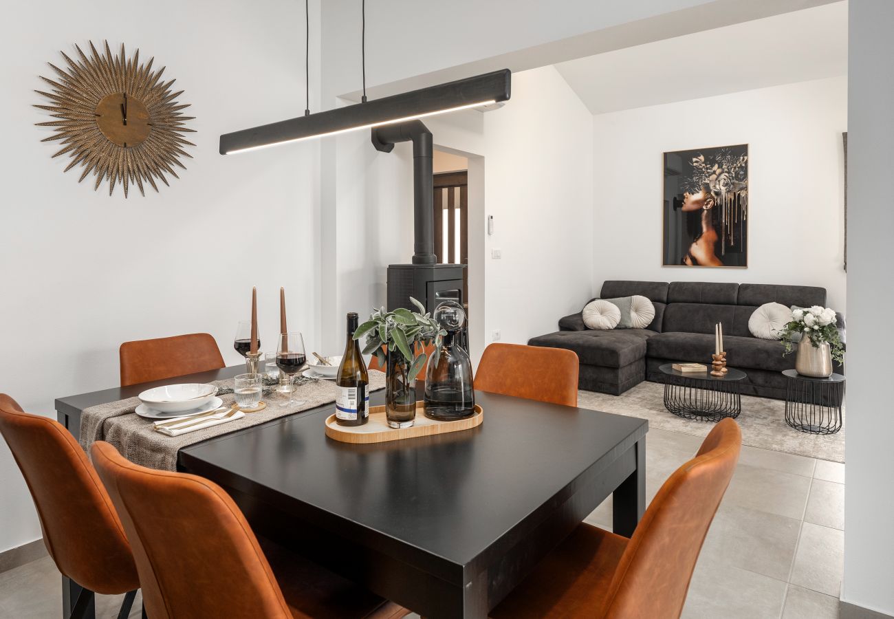 Villa in Pula - Casa Canziana for 6 people with private pool in Pula