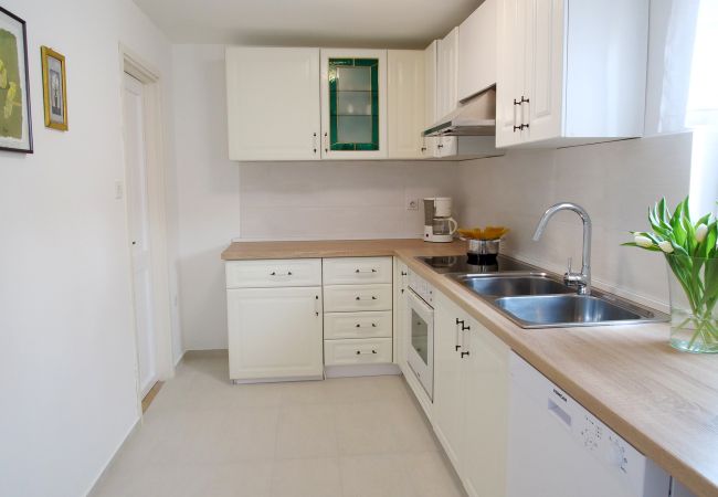 Villa in Valbandon - Villa Grace Felice for 8 people with private pool & only 2 km from the beach near Fažana Villa in Valbandon - Villa Grace Felice for 8 people with private pool & only 2 km from the beach near Fažana