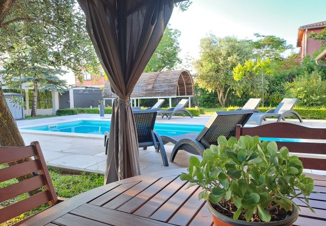 Villa in Valbandon - Villa Grace Felice for 8 people with private pool & only 2 km from the beach near Fažana Villa in Valbandon - Villa Grace Felice for 8 people with private pool & only 2 km from the beach near Fažana