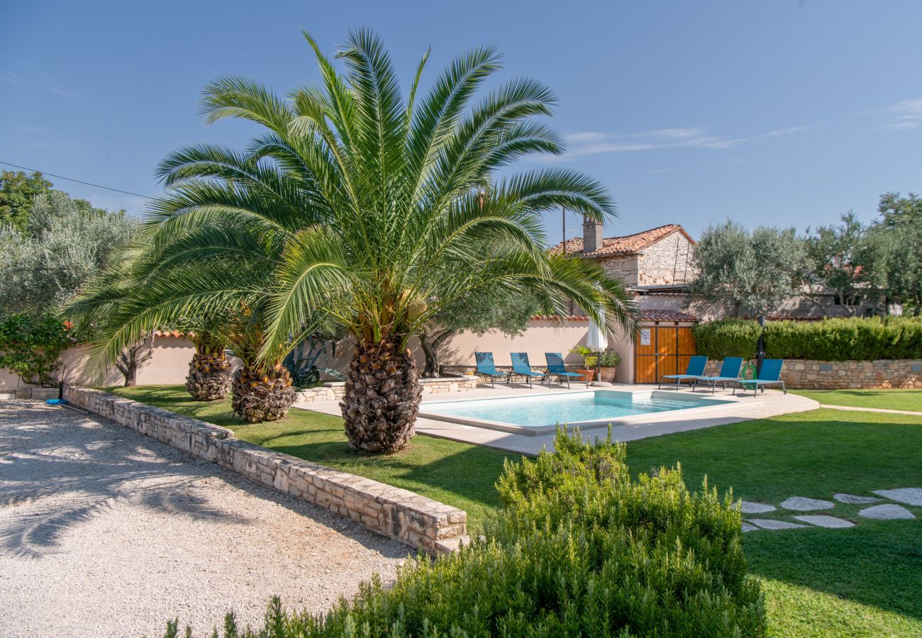 Villa in Krnica - Villa Orada for 6 people with private pool & only 2.5 km from the beach