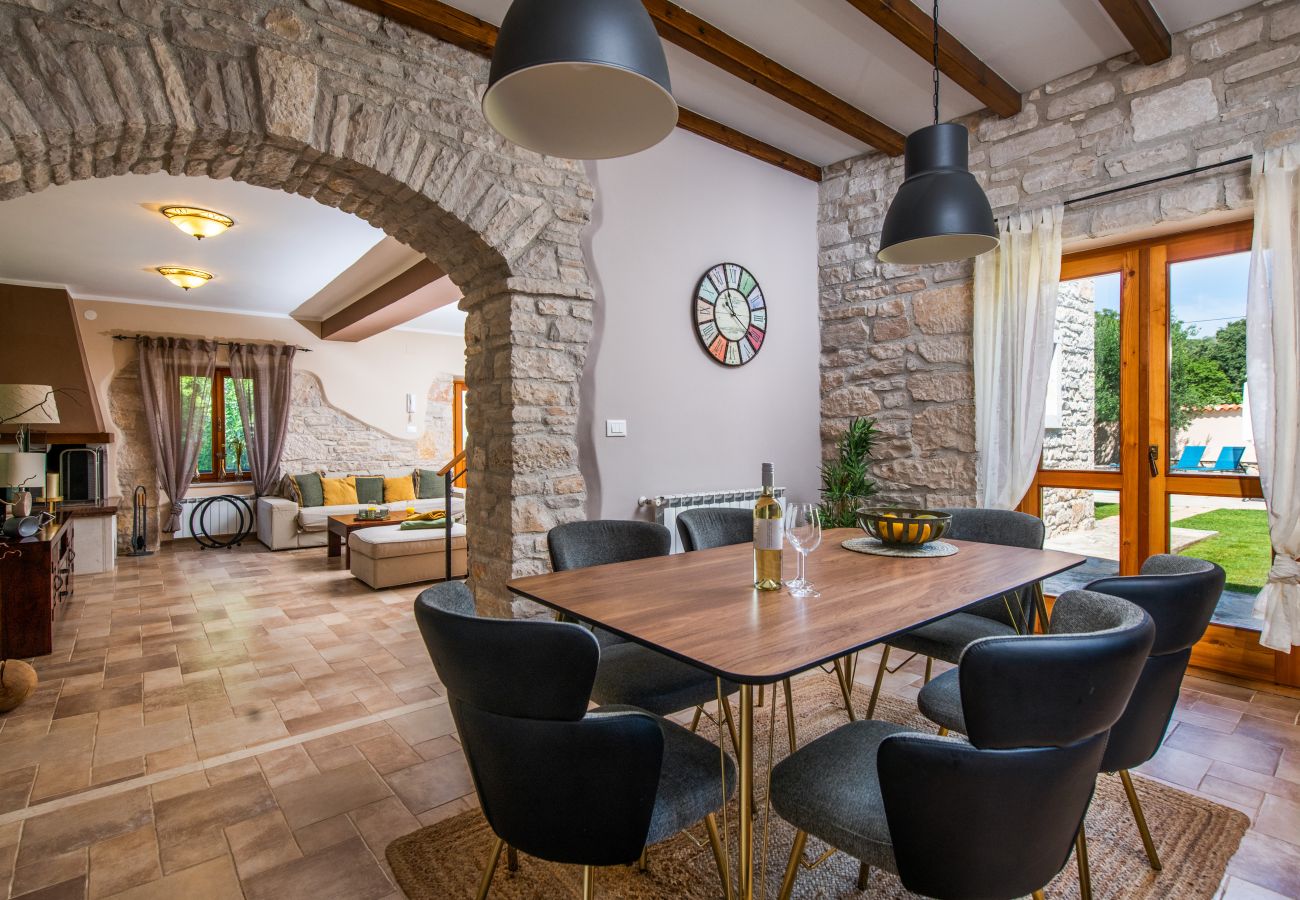Villa in Krnica - Villa Orada for 6 people with private pool & only 2.5 km from the beach