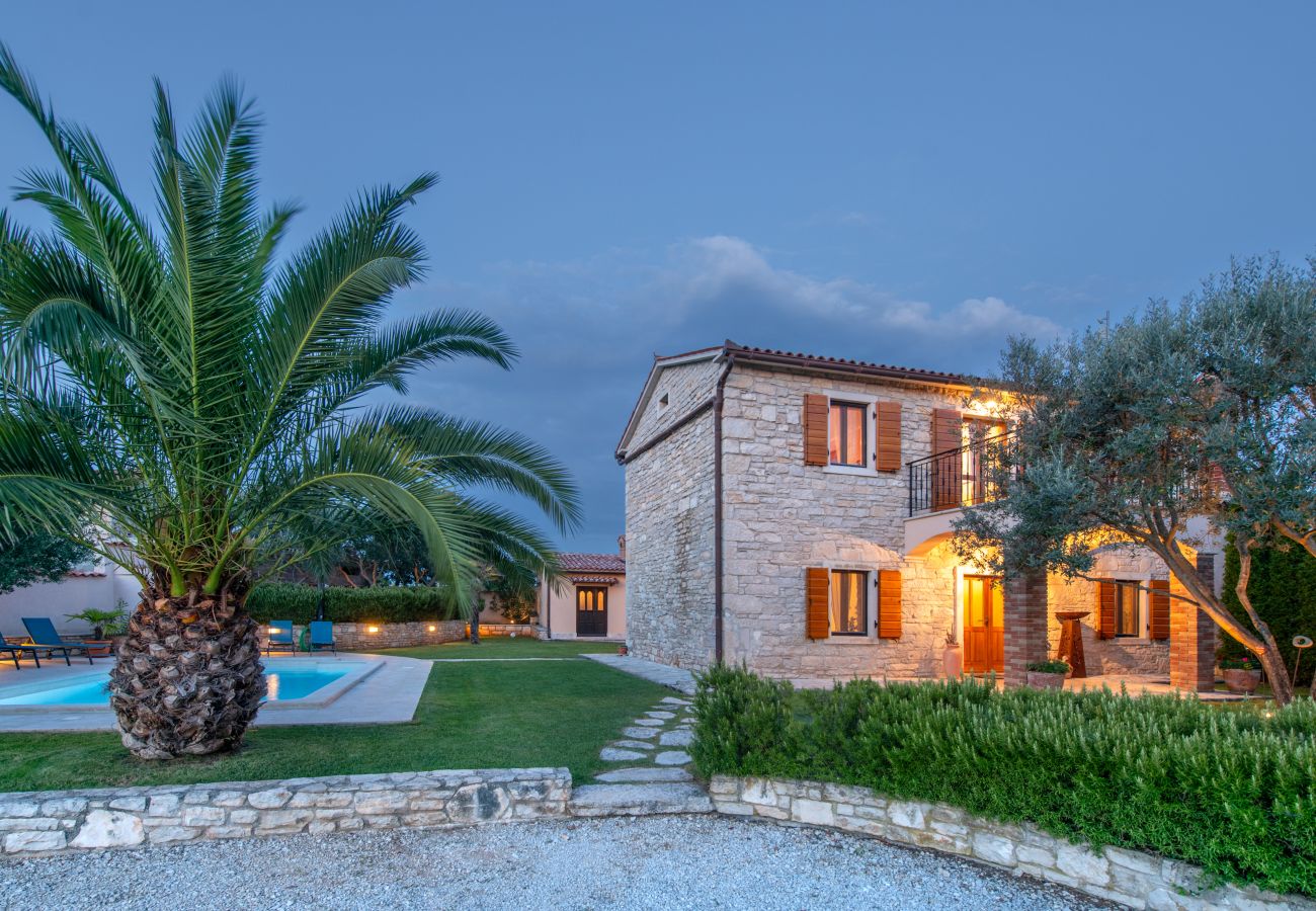 Villa in Krnica - Villa Orada for 6 people with private pool & only 2.5 km from the beach