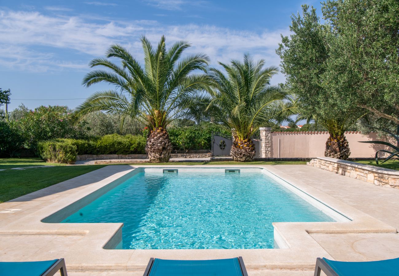 Villa in Krnica - Villa Orada for 6 people with private pool & only 2.5 km from the beach