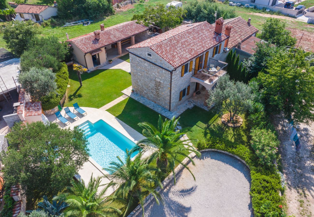 Villa in Krnica - Villa Orada for 6 people with private pool & only 2.5 km from the beach