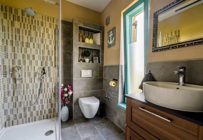 Villa in Juršici - Villa Desire for 10 people in Central Istria with private 53 m2 pool and pet friendly  Villa in Juršici - Villa Desire for 10 people in Central Istria with private 53 m2 pool and pet friendly