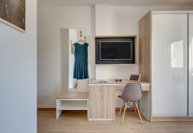 Villa in Pula - Villa Klen for 15 people near Pula with jacuzzi and children playgorund Villa in Pula - Villa Klen for 15 people near Pula with jacuzzi and children playgorund