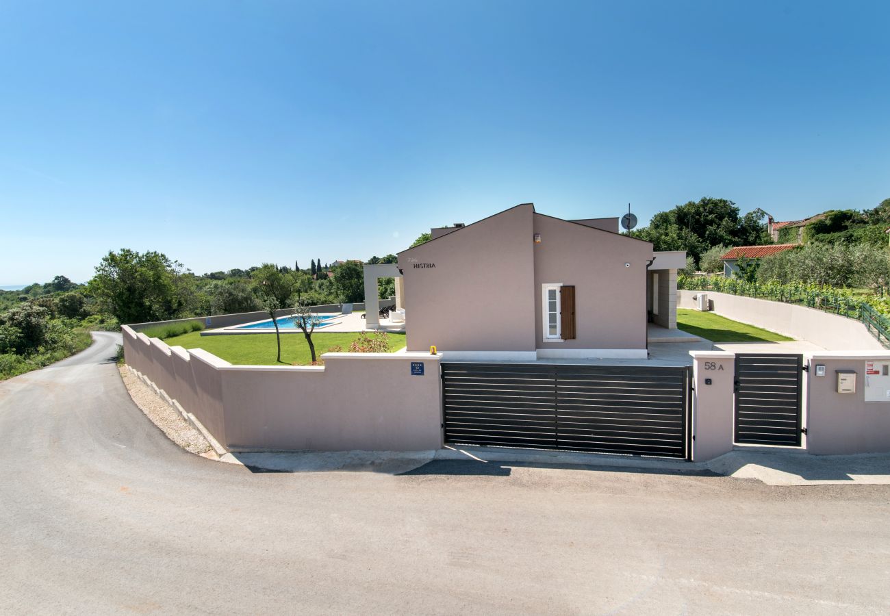Villa in Kavran - Villa Histria for 6 people near Pula with private pool & sea view