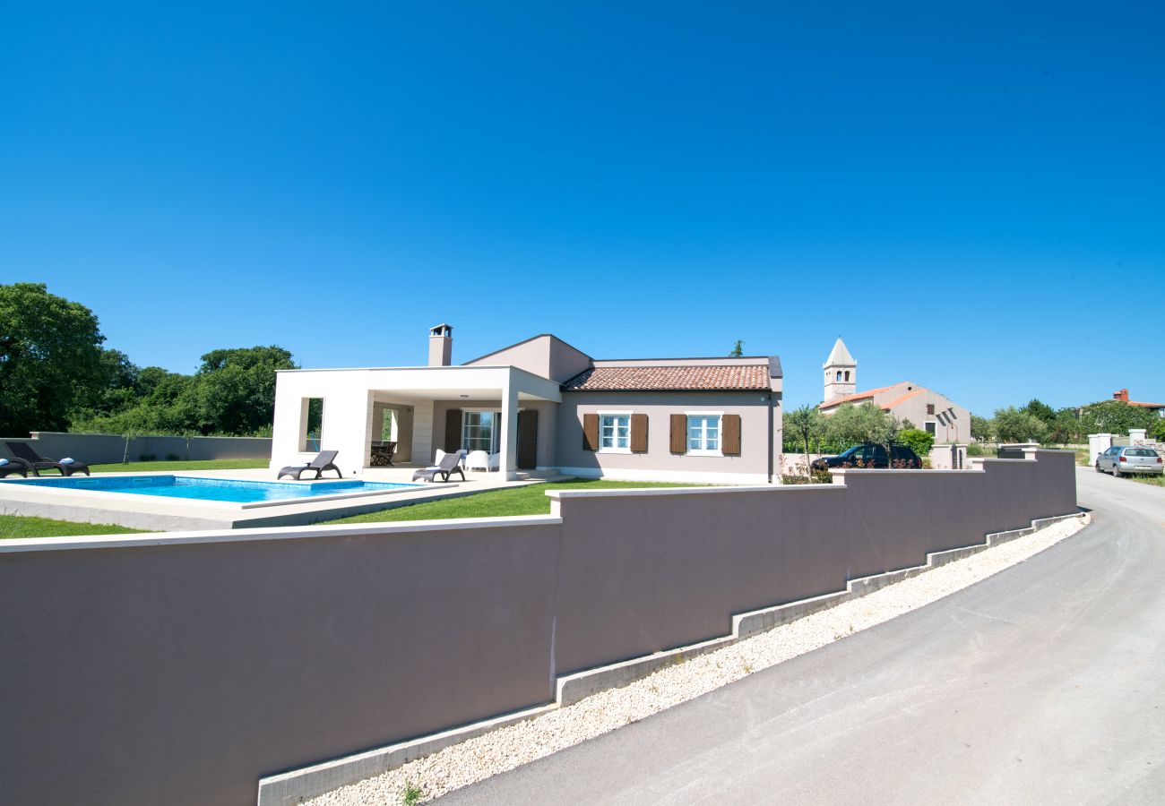 Villa in Kavran - Villa Histria for 6 people near Pula with private pool & sea view