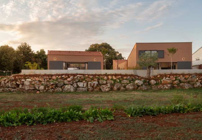 Villa in Rovinj - Casa Nini for 6 people in Rovinj with private pool Villa in Rovinj - Casa Nini for 6 people in Rovinj with private pool