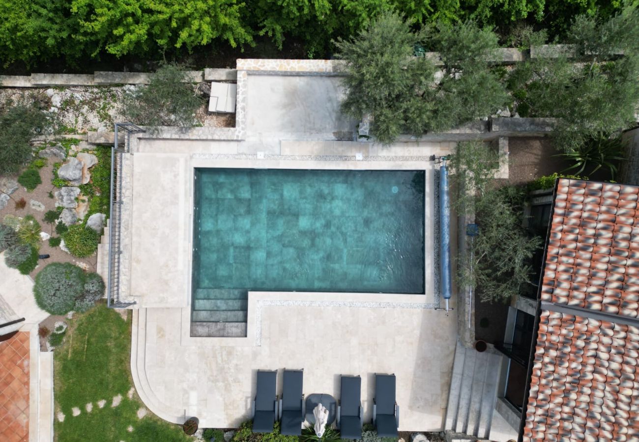 Villa in Banki - Villa ARtIEN for 8 people with 32m2 private pool & pet friendly