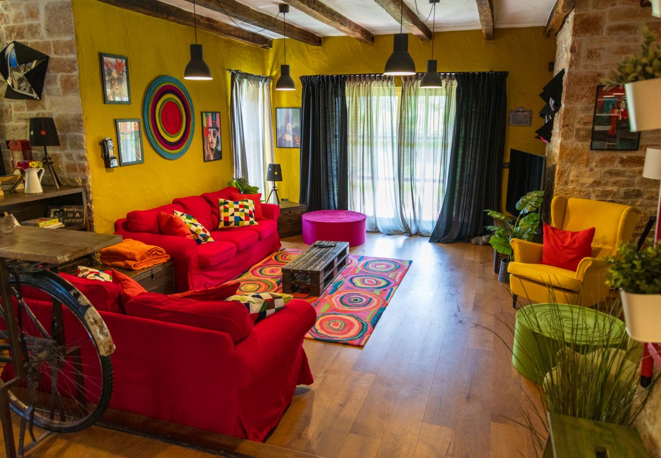 Villa in Banki - Villa ARtIEN for 8 people with 32m2 private pool & pet friendly