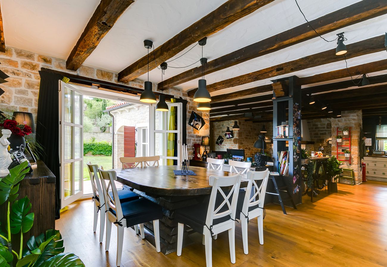 Villa in Banki - Villa ARtIEN for 8 people with 32m2 private pool & pet friendly