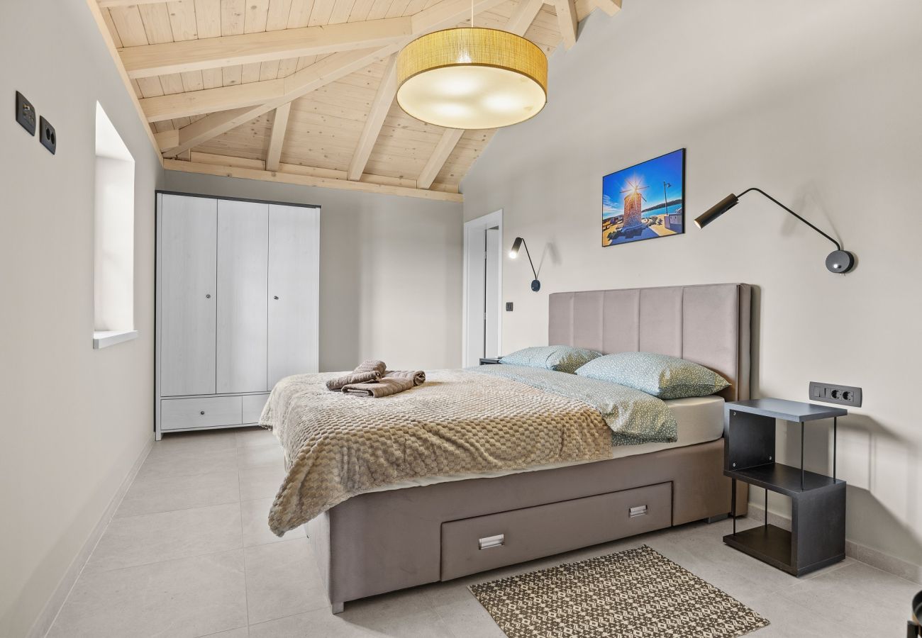 Villa in Šivati - Villa LunIstria in Central Istria for 10 people with private pool & kids playground
