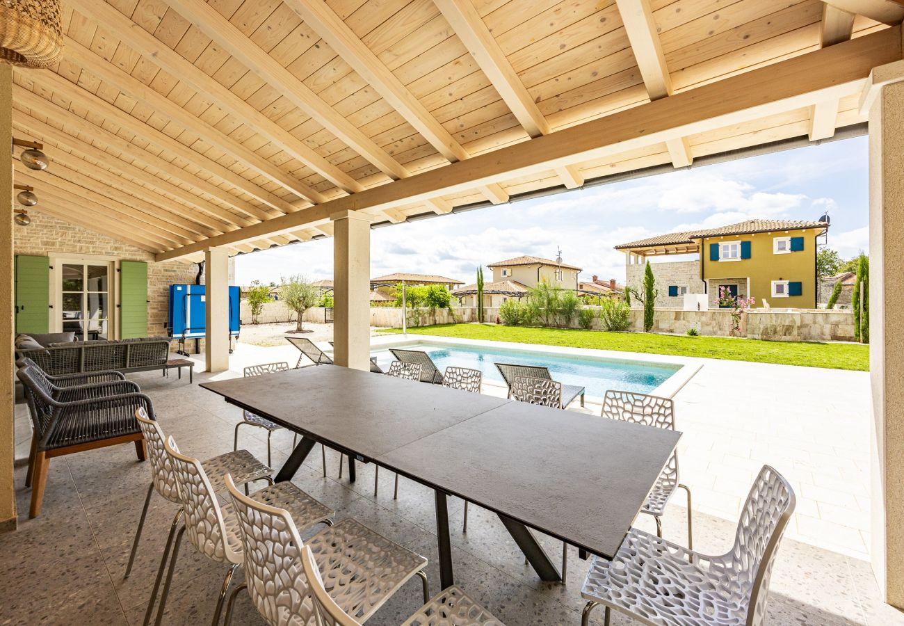 Villa in Šivati - Villa LunIstria in Central Istria for 10 people with private pool & kids playground