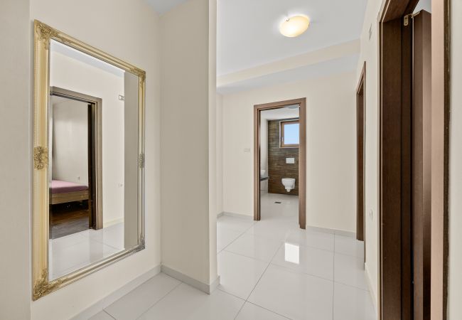 Villa in Fažana - Villa Palatium for 14 people in Fažana with sauna & jacuzzi only 800 meters from the beach Villa in Fažana - Villa Palatium for 14 people in Fažana with sauna & jacuzzi only 800 meters from the beach