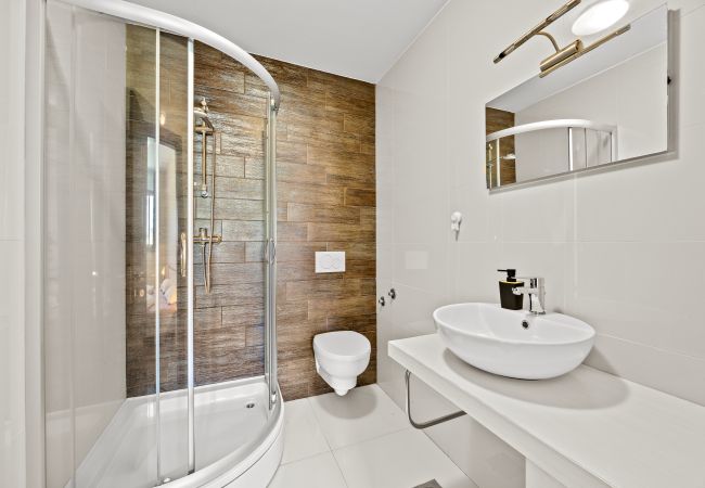 Villa in Fažana - Villa Palatium for 14 people in Fažana with sauna & jacuzzi only 800 meters from the beach Villa in Fažana - Villa Palatium for 14 people in Fažana with sauna & jacuzzi only 800 meters from the beach