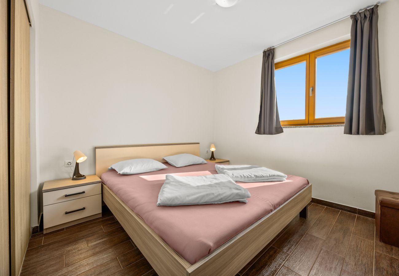 Villa in Fažana - Villa Palatium for 14 people in Fažana with sauna & jacuzzi only 800 meters from the beach Villa in Fažana - Villa Palatium for 14 people in Fažana with sauna & jacuzzi only 800 meters from the beach