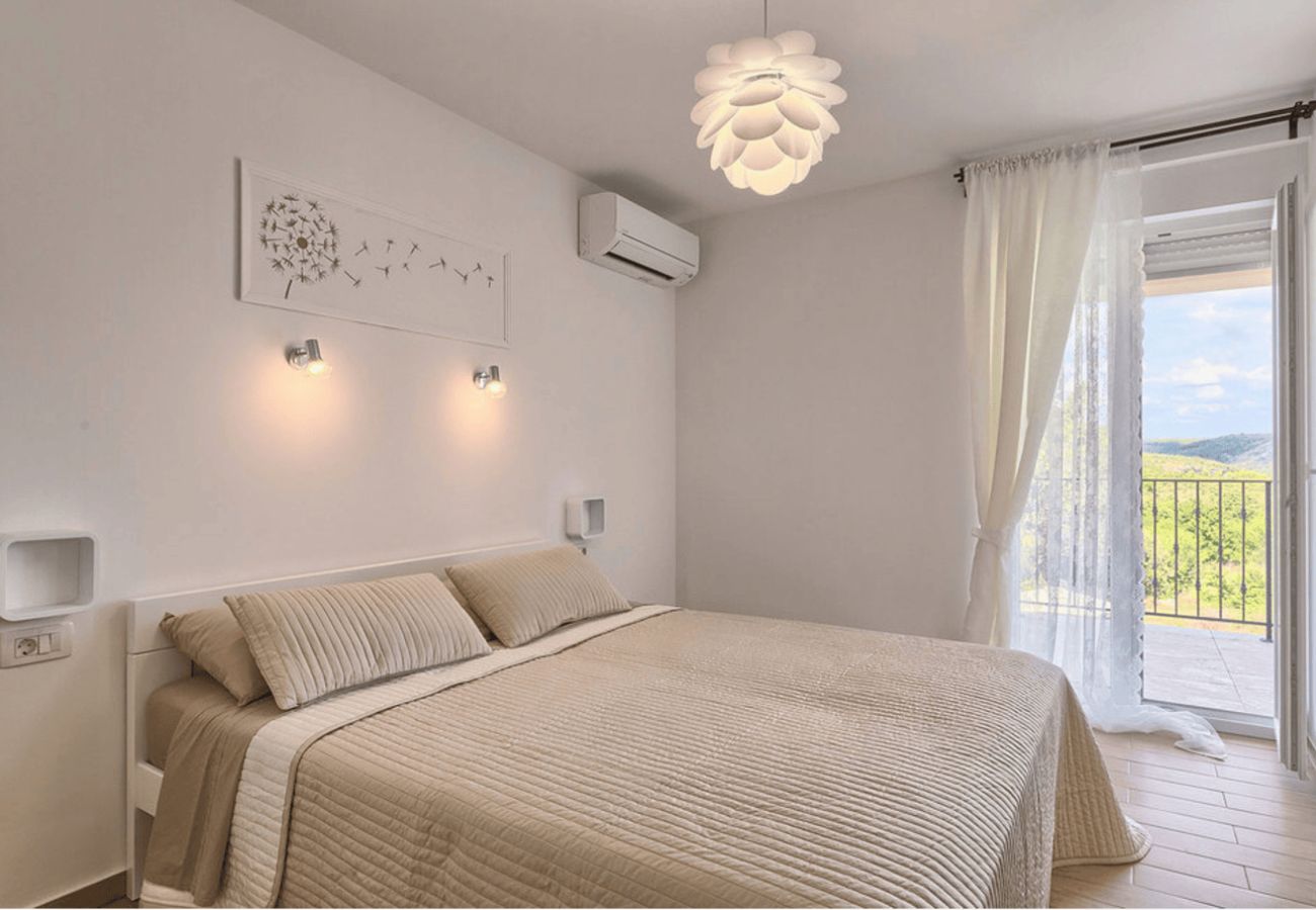 Villa in Rakalj - Villa Noela in Rakalj for 6 persons with large garden, kids playground - only 2,5 km from beach