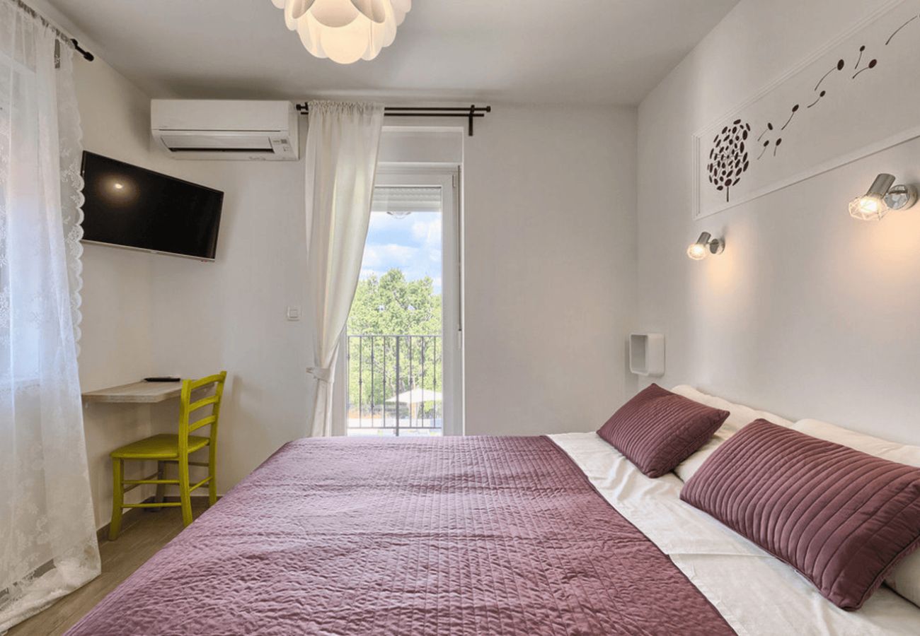 Villa in Rakalj - Villa Noela in Rakalj for 6 persons with large garden, kids playground - only 2,5 km from beach