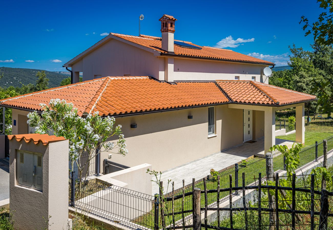 Villa in Rakalj - Villa Noela in Rakalj for 6 persons with large garden, kids playground - only 2,5 km from beach