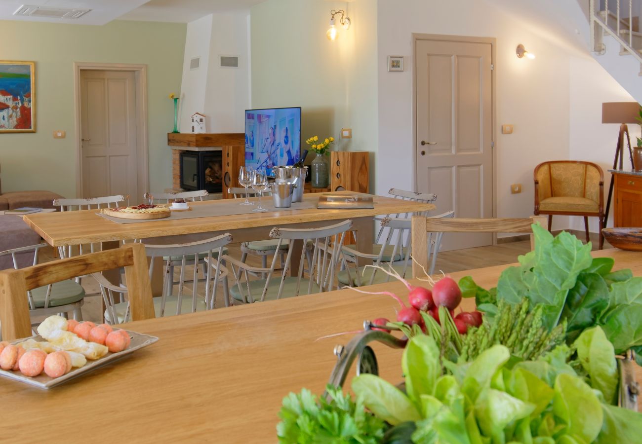 Villa in Srebrnići - Villa Stella Polaris for 8 persons in Central Istria with private pool, sea view, large garden & kids playground